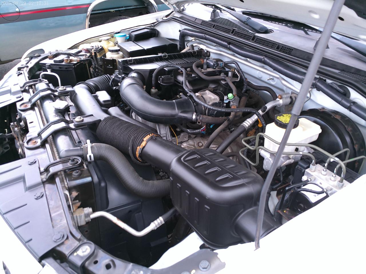 Nissan Frontier S King Cab I4 5AT 2WD 2015