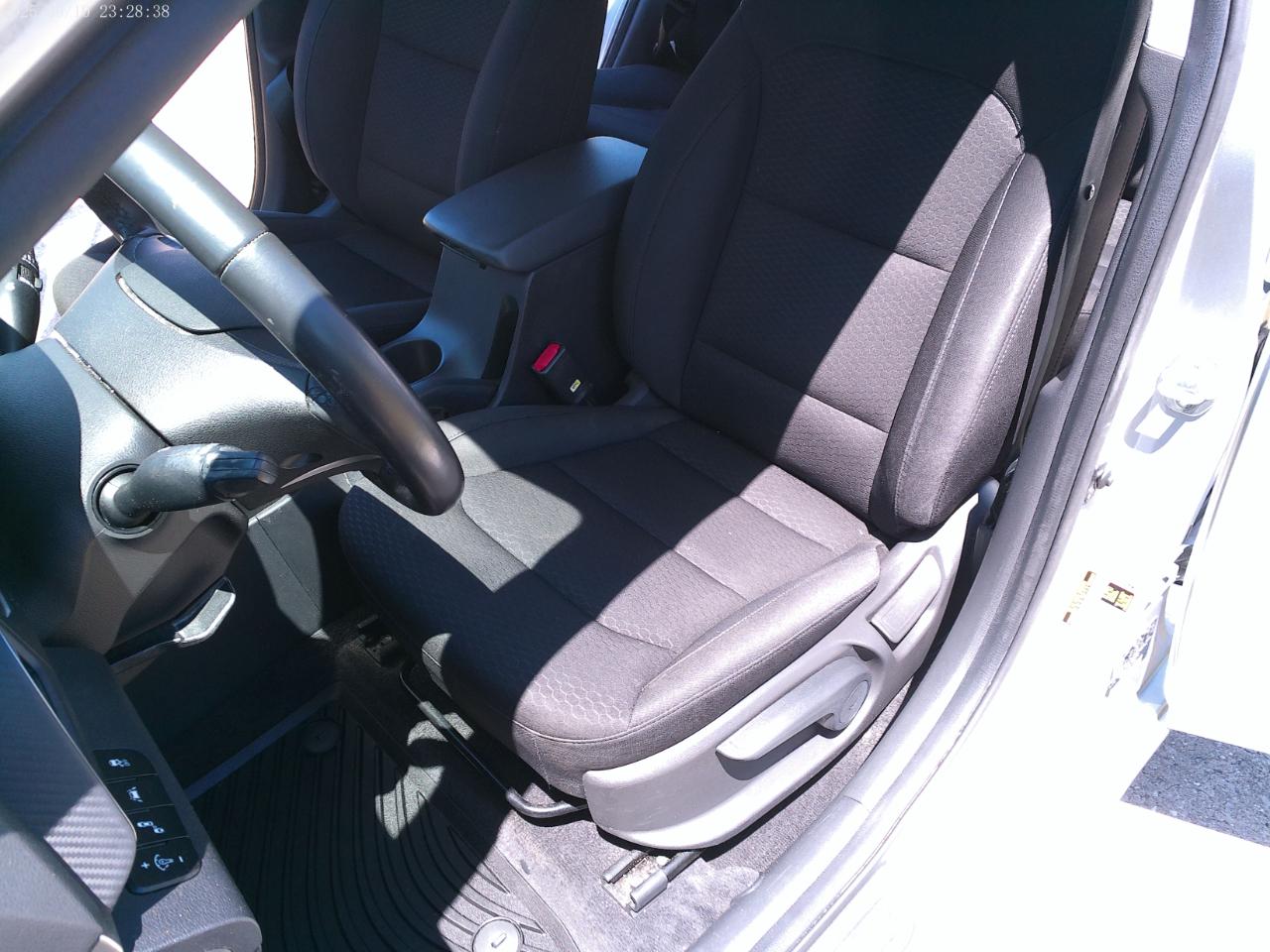 Hyundai Elantra  2020