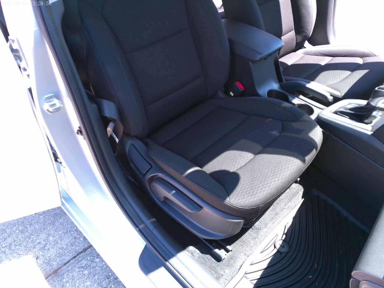 Hyundai Elantra  2020