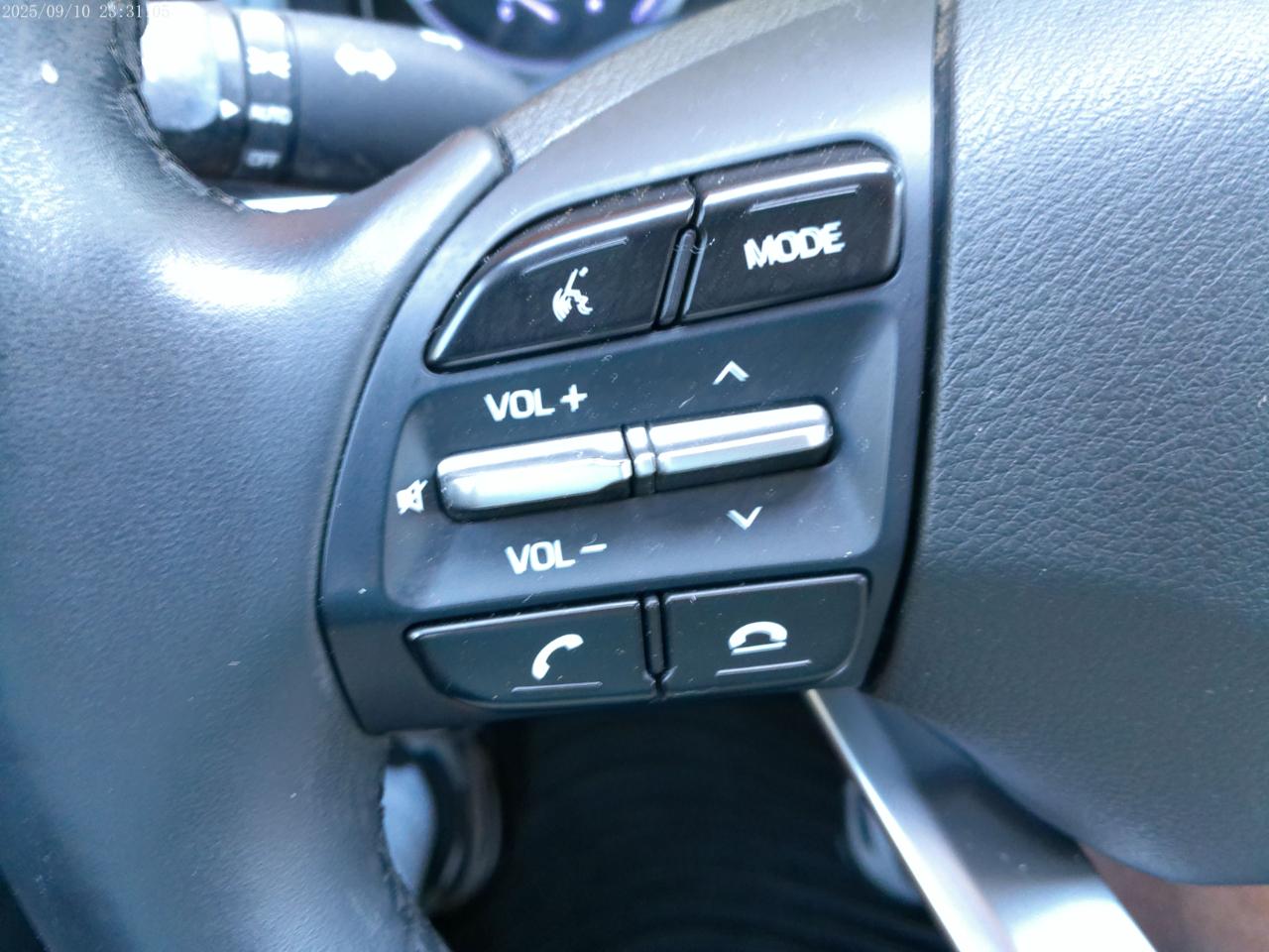 Hyundai Elantra  2020