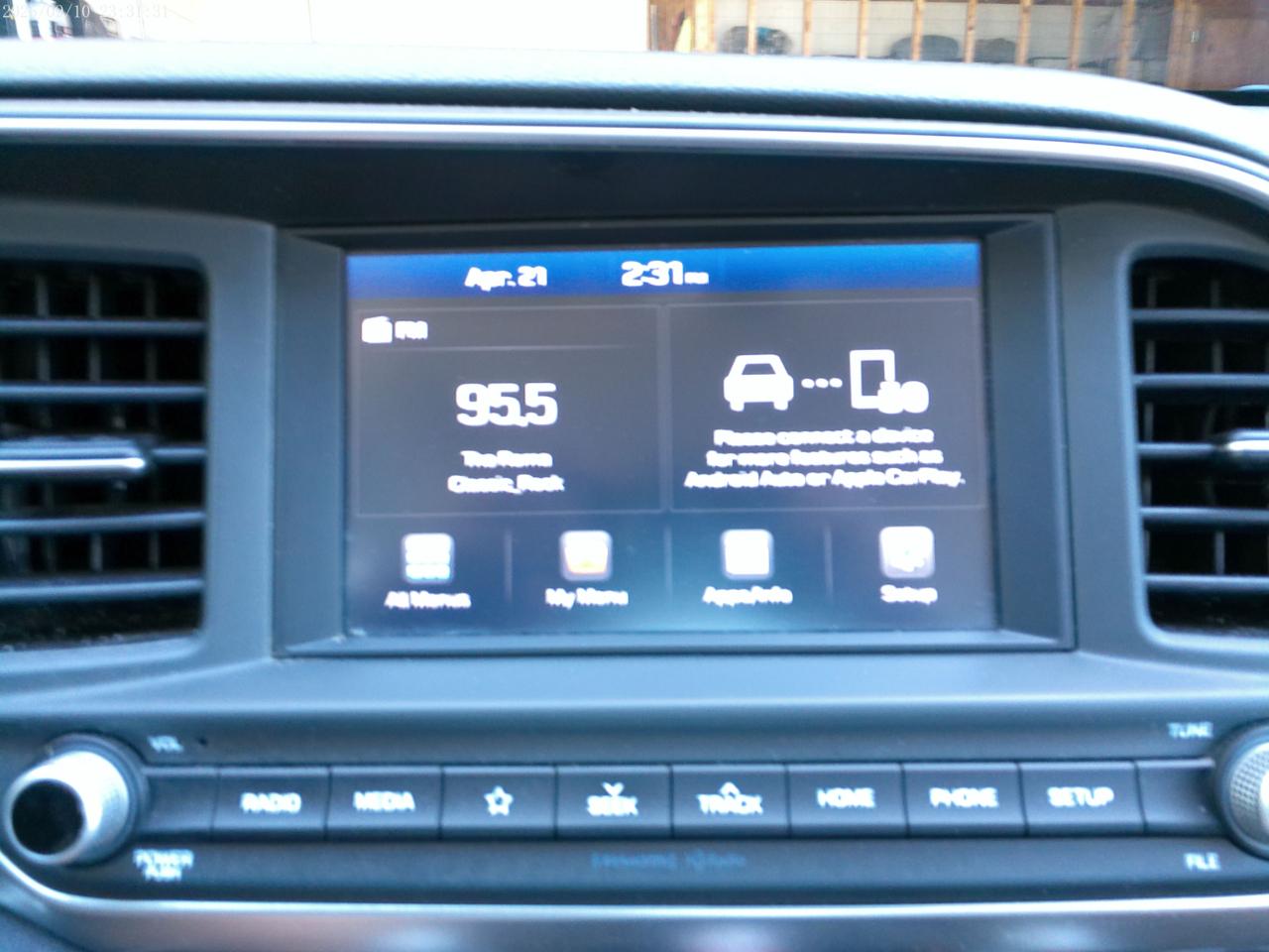 Hyundai Elantra  2020