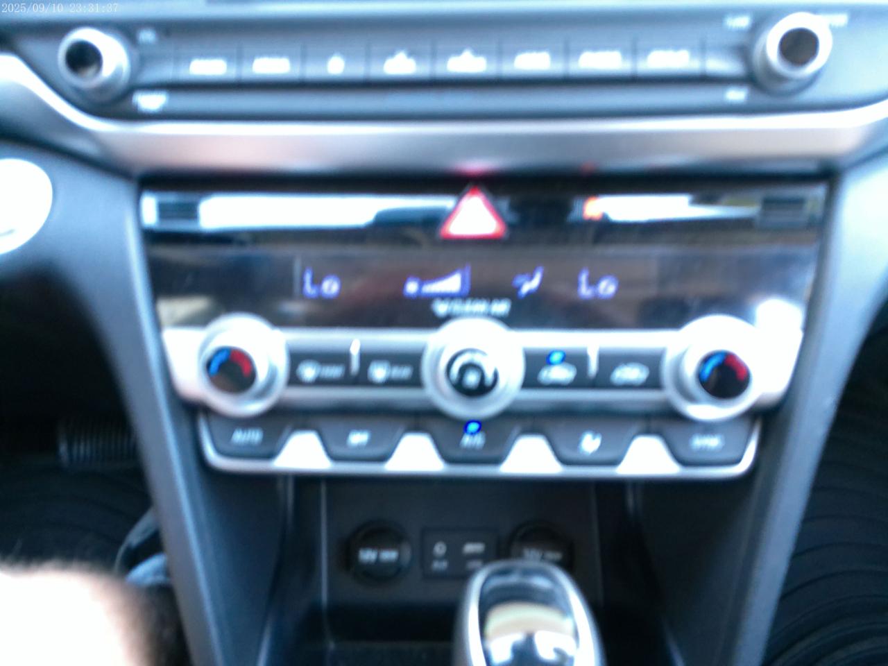Hyundai Elantra  2020