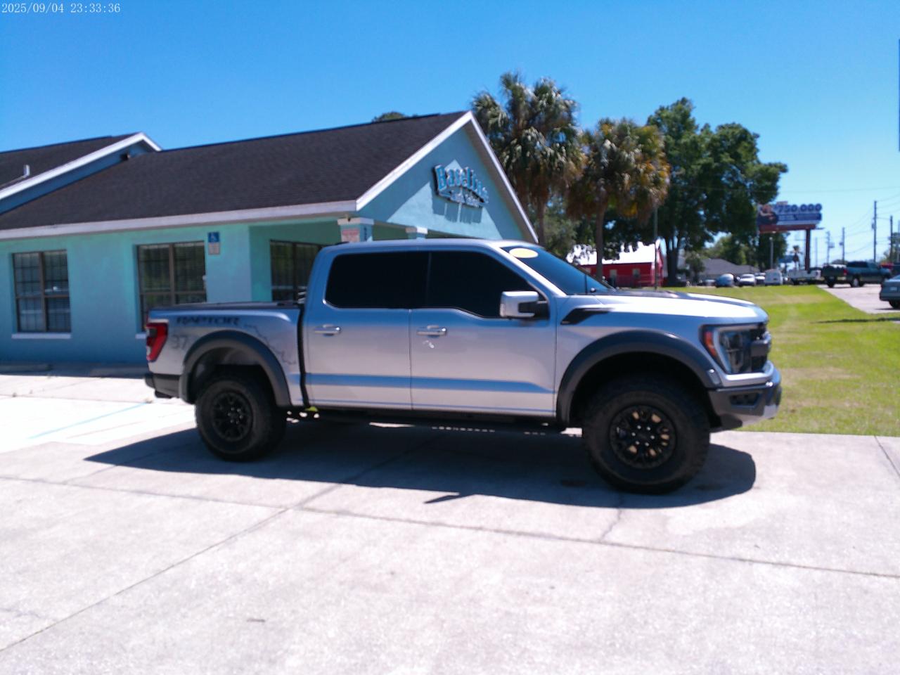 Ford F-150 Raptor SuperCrew 4WD 2023