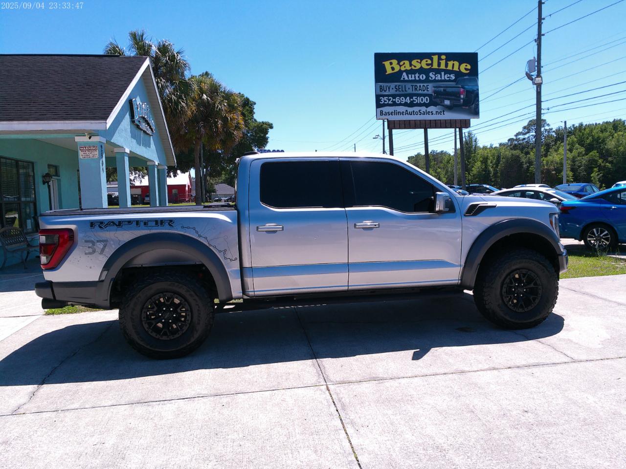 Ford F-150 Raptor SuperCrew 4WD 2023