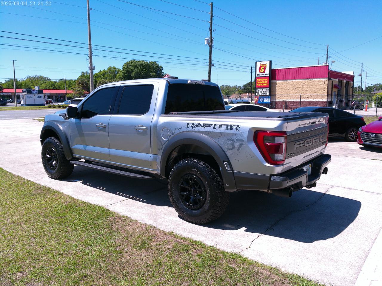 Ford F-150 Raptor SuperCrew 4WD 2023