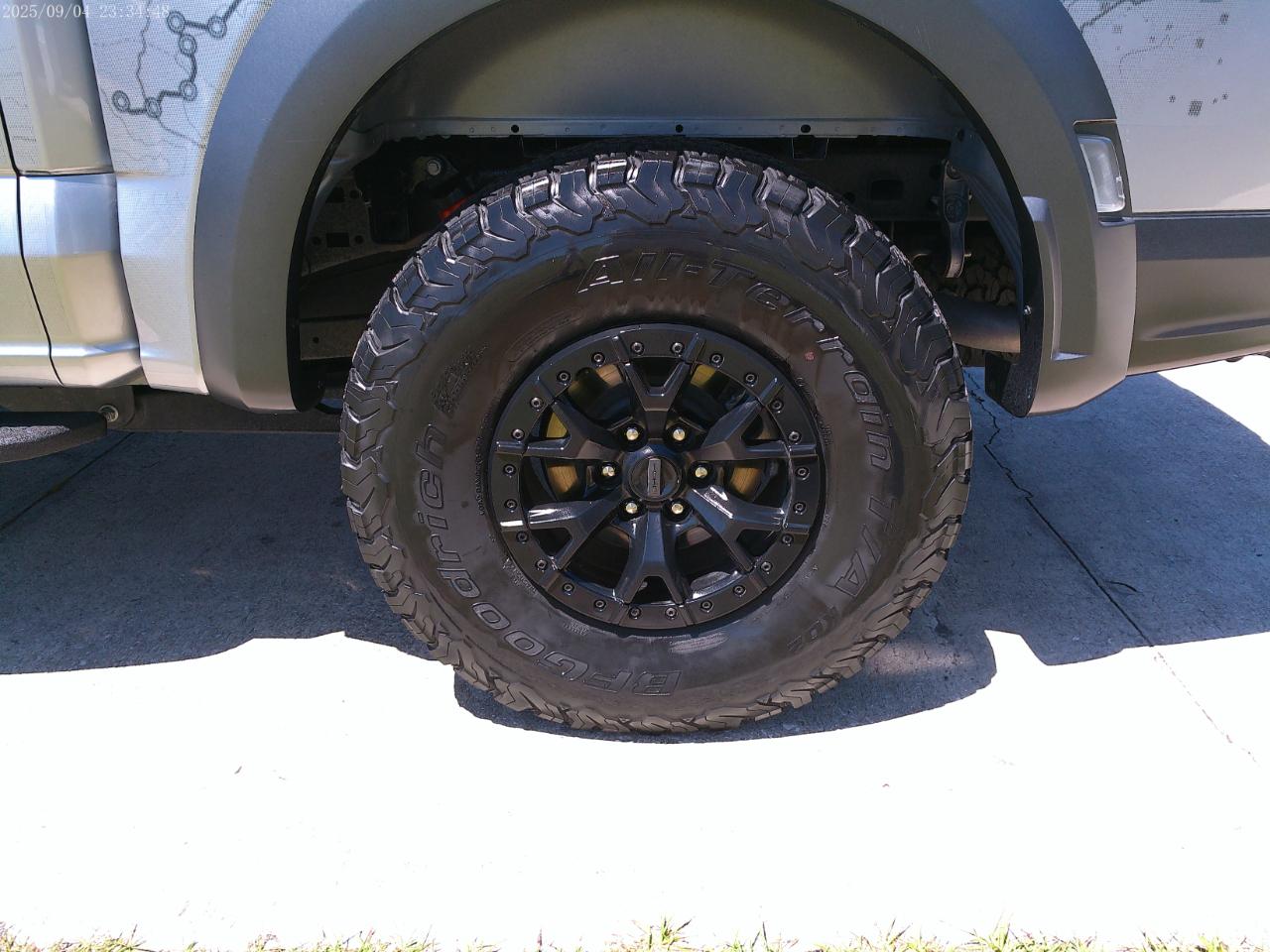 Ford F-150 Raptor SuperCrew 4WD 2023