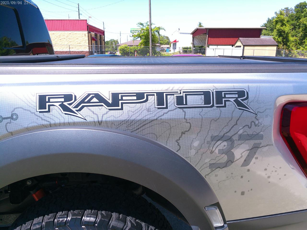 Ford F-150 Raptor SuperCrew 4WD 2023