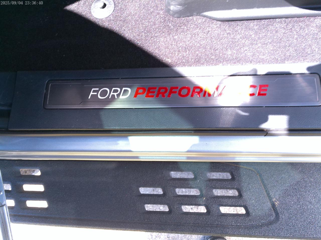 Ford F-150 Raptor SuperCrew 4WD 2023