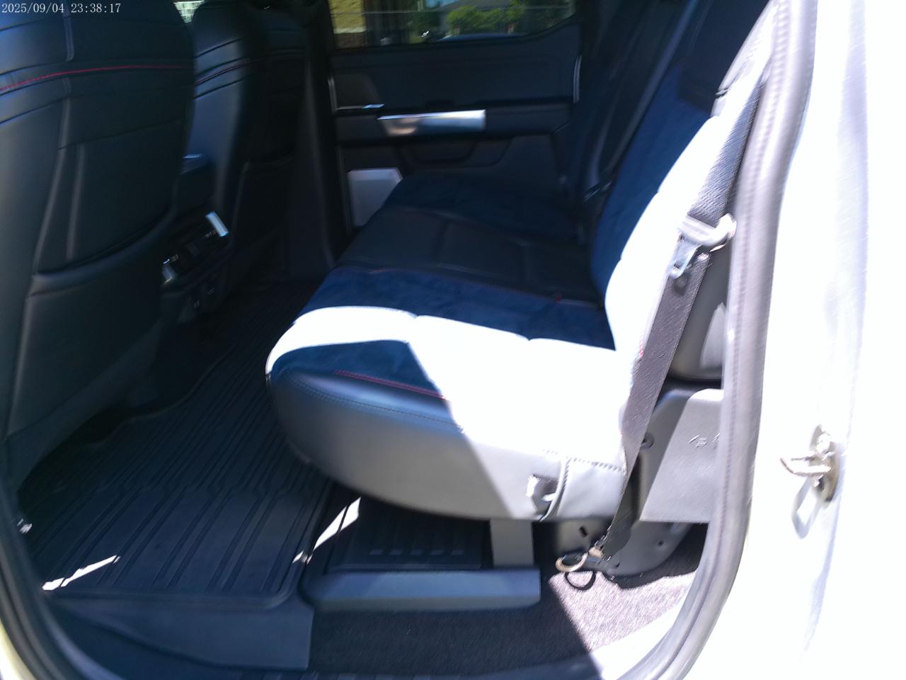 Ford F-150 Raptor SuperCrew 4WD 2023