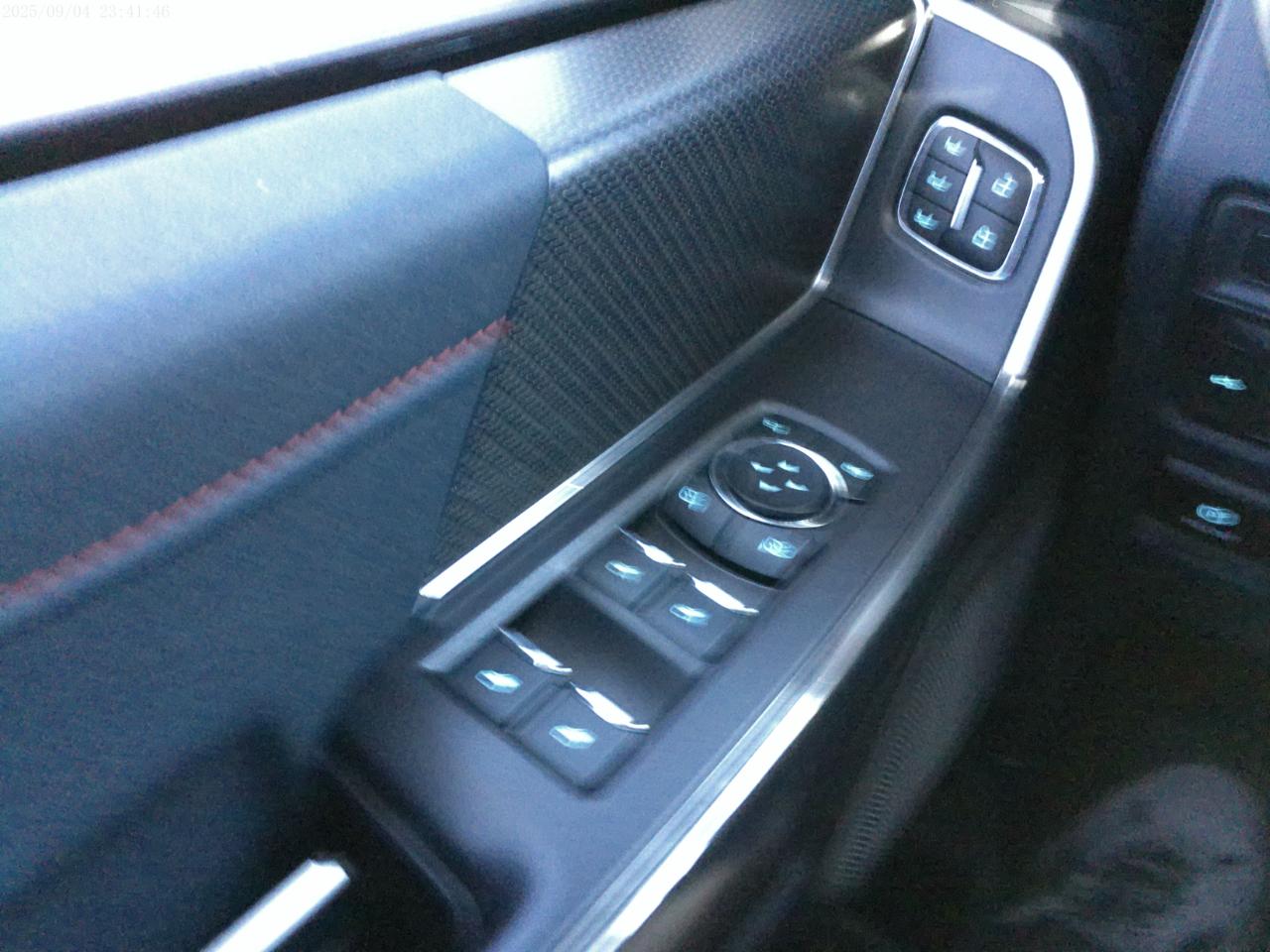 Ford F-150 Raptor SuperCrew 4WD 2023