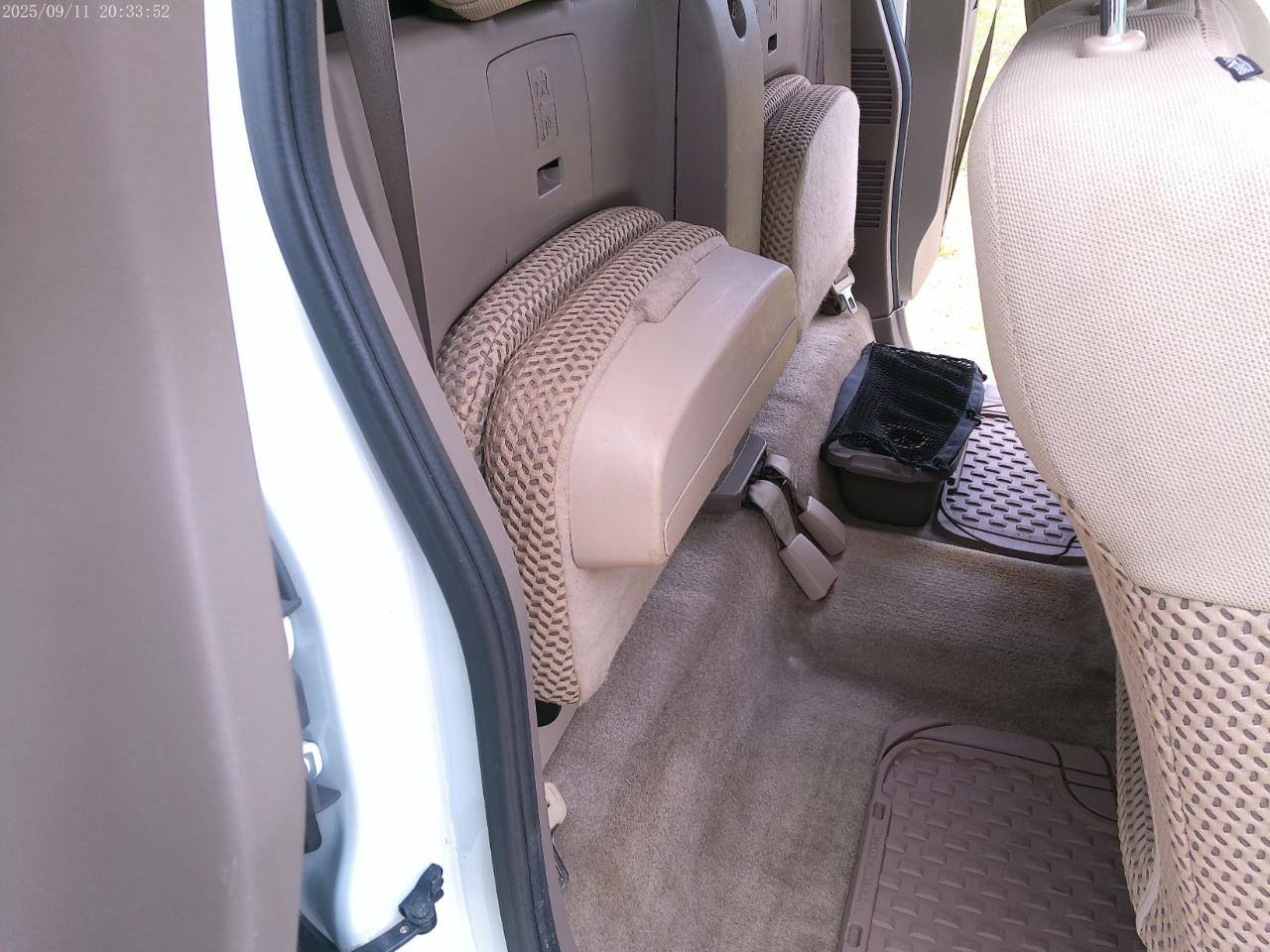 Nissan Frontier SV King Cab I4 5AT 2WD 2015