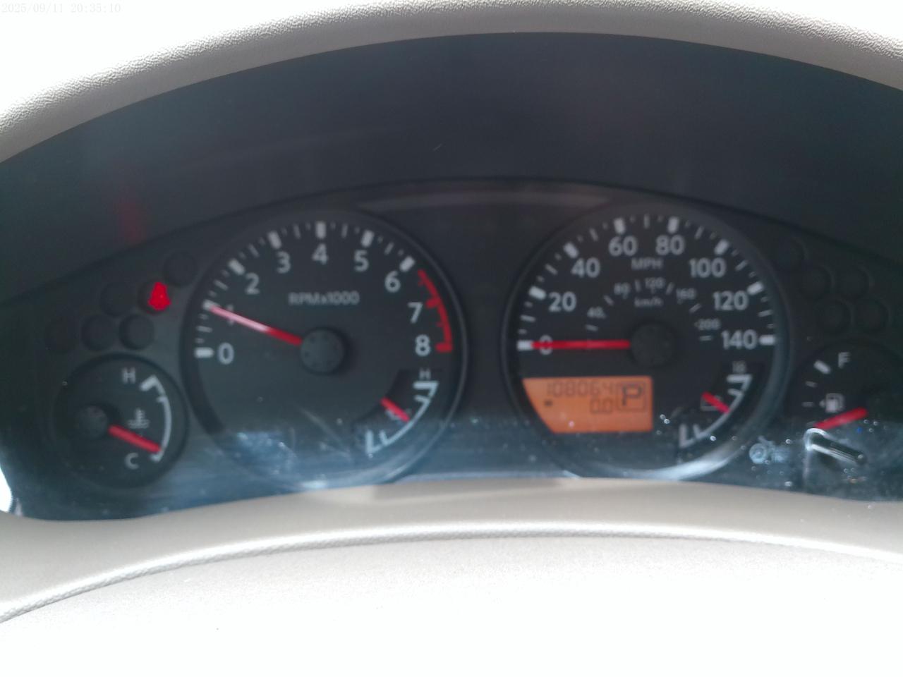 Nissan Frontier SV King Cab I4 5AT 2WD 2015