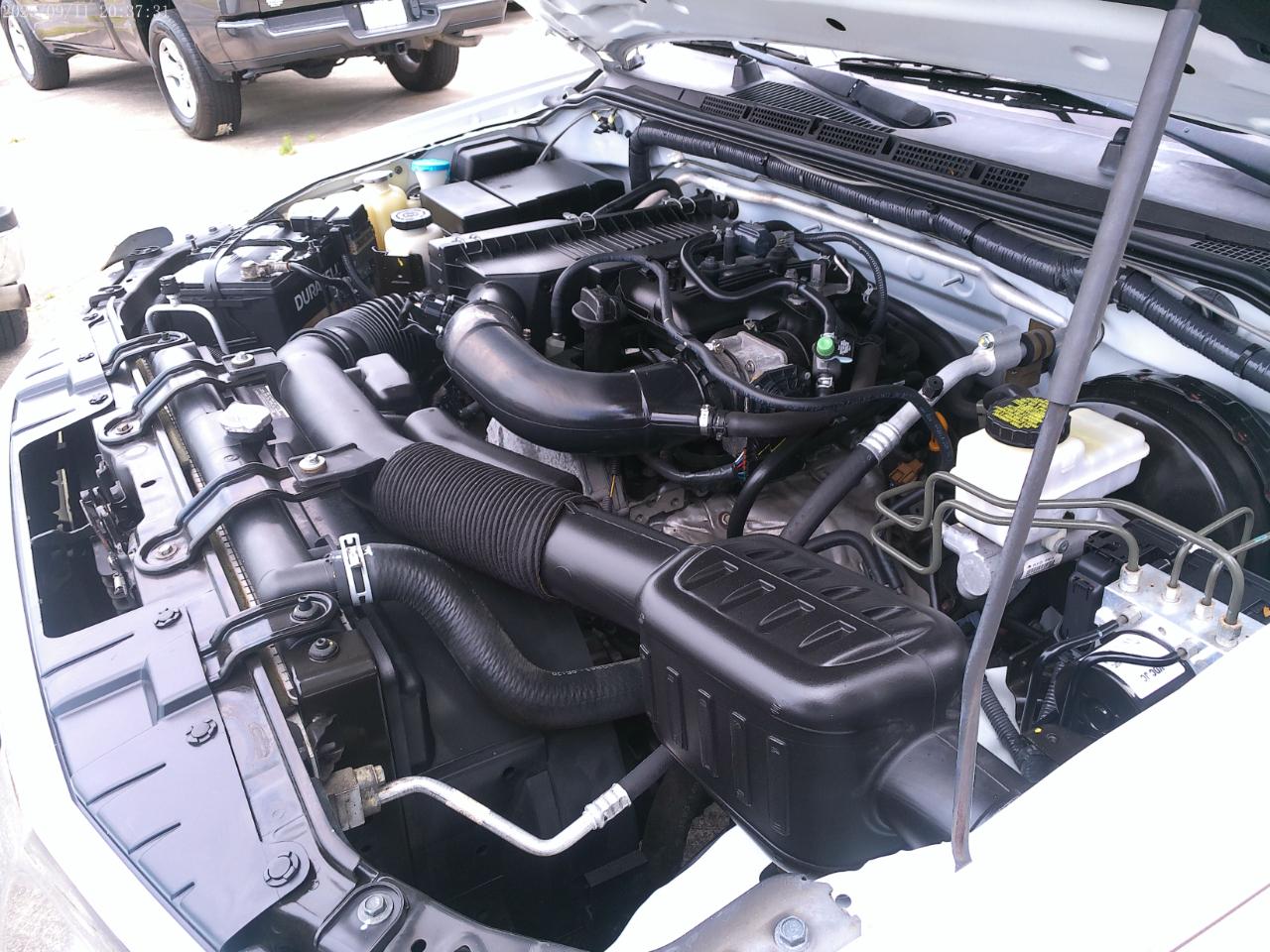 Nissan Frontier SV King Cab I4 5AT 2WD 2015