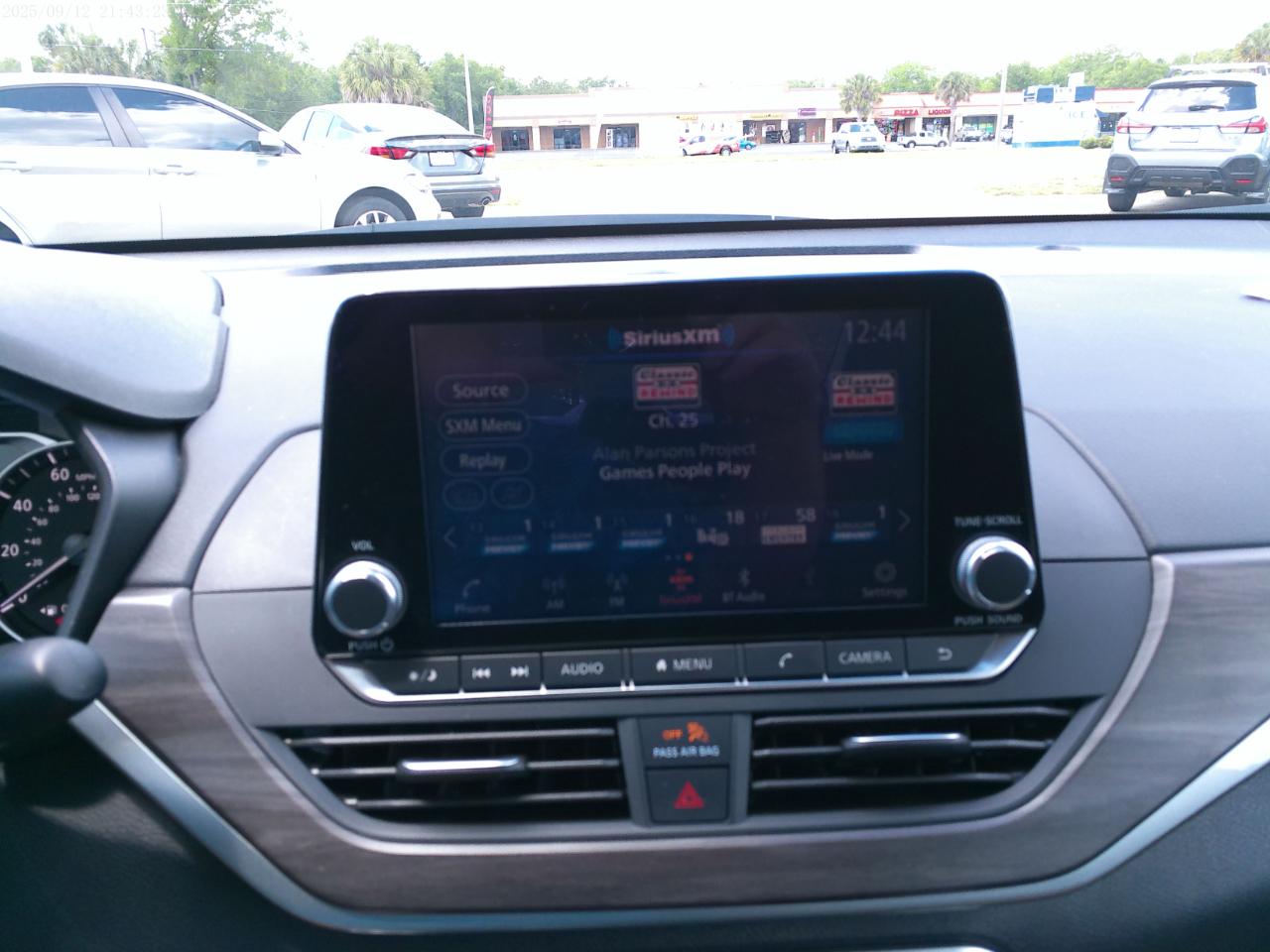 Nissan Altima 2.5 SV 2025