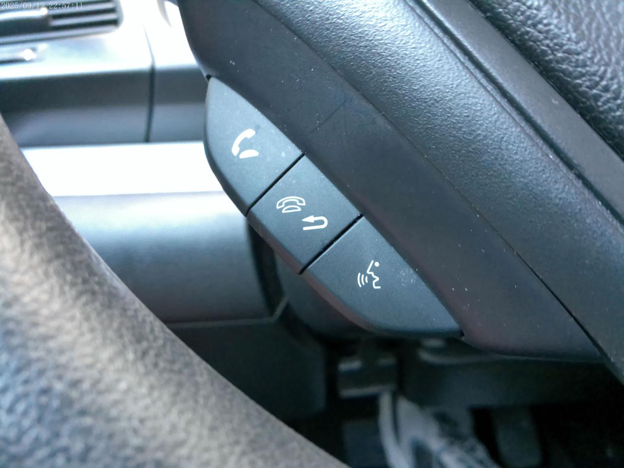 Honda CR-V LX 2WD 5-Speed AT 2014