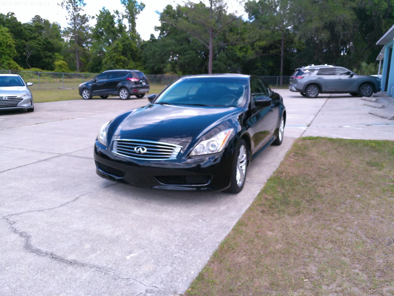 Infiniti G Convertible Base 2010