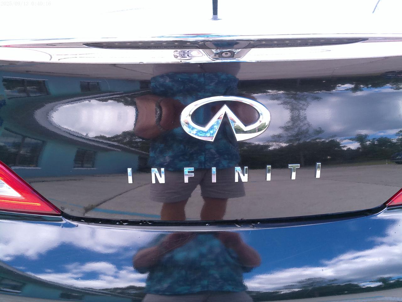 Infiniti G Convertible Base 2010