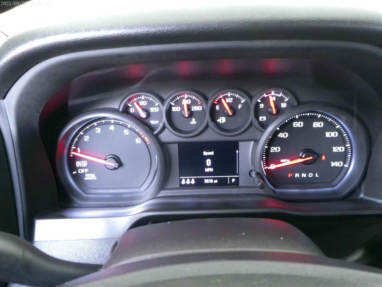 Chevrolet Silverado 1500 Custom Crew Cab 2WD 2025
