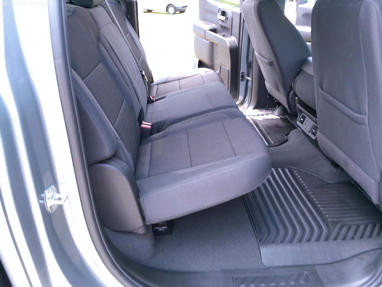Chevrolet Silverado 1500 Custom Crew Cab 2WD 2025