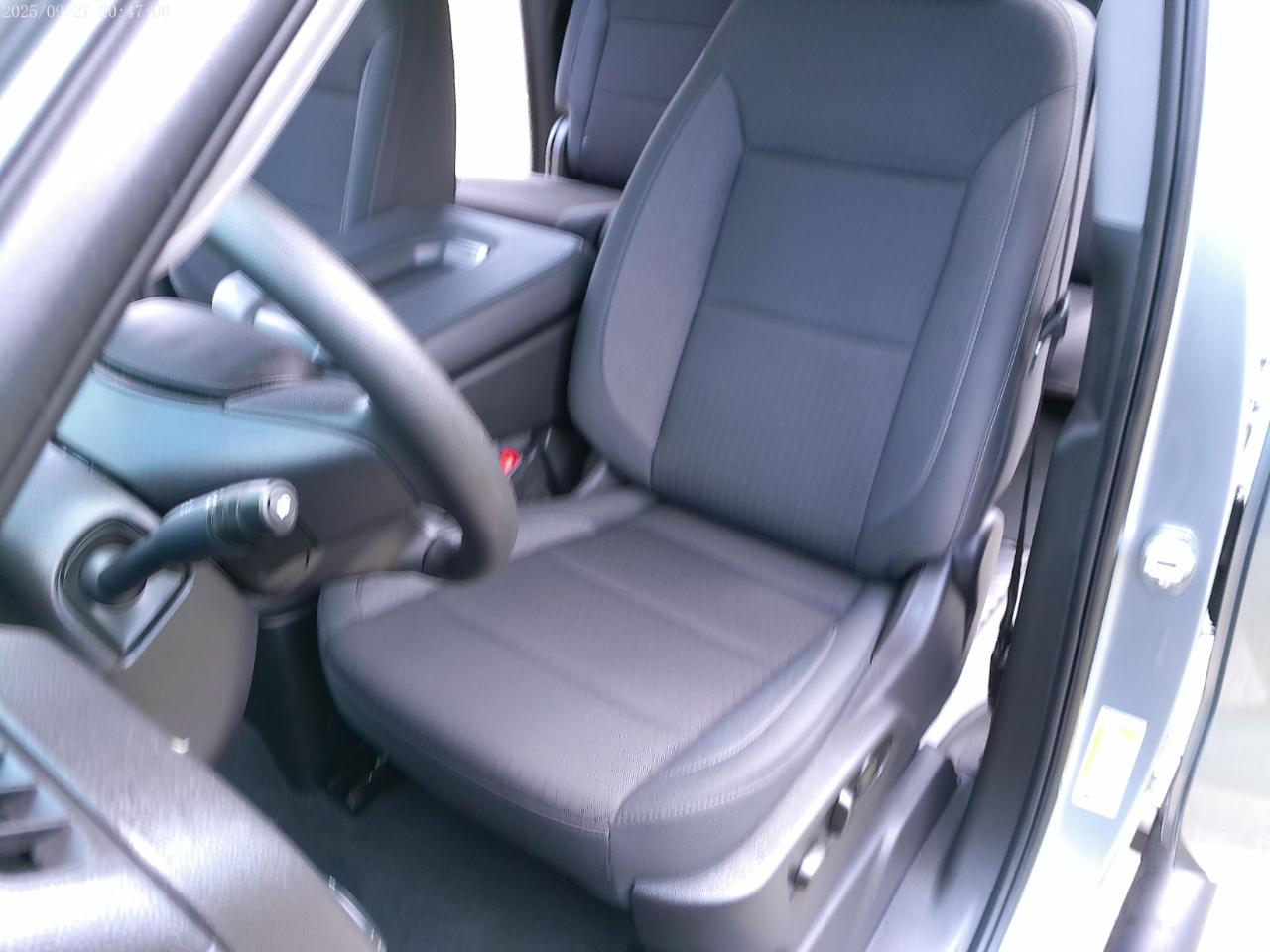 Chevrolet Silverado 1500 Custom Crew Cab 2WD 2025