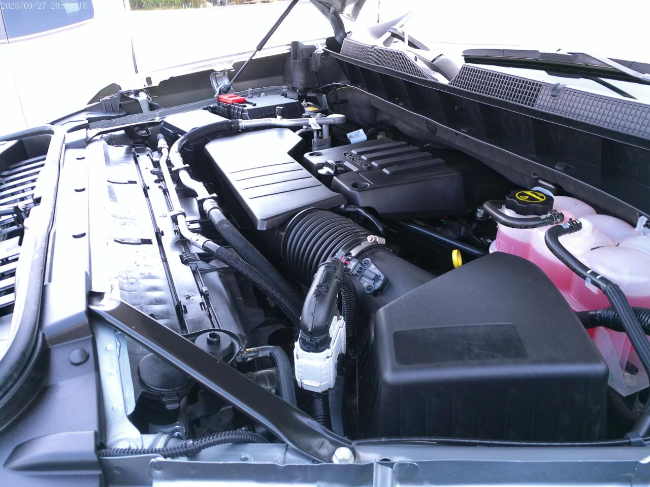 Chevrolet Silverado 1500 Custom Crew Cab 2WD 2025