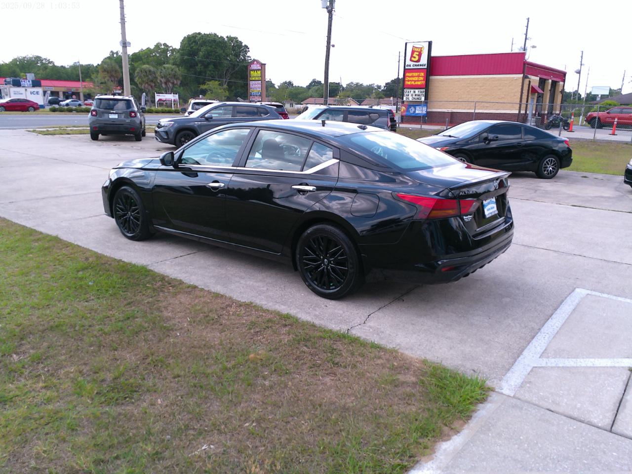 Nissan Altima  2025