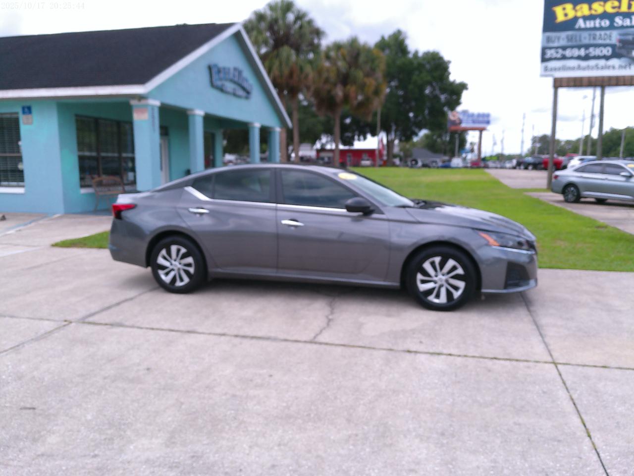 Nissan Altima 2.5 S 2025