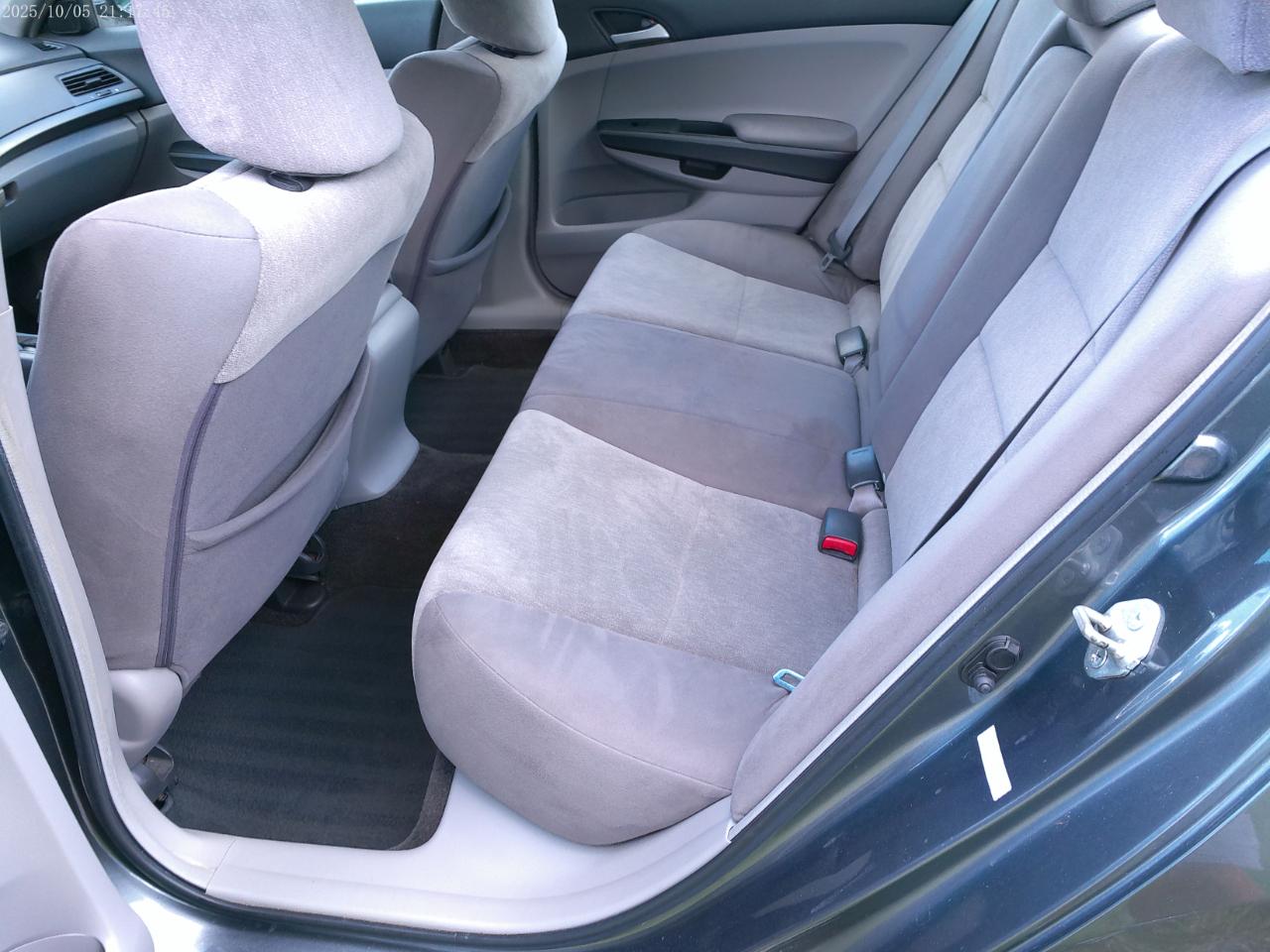 Honda Accord LX sedan AT 2009