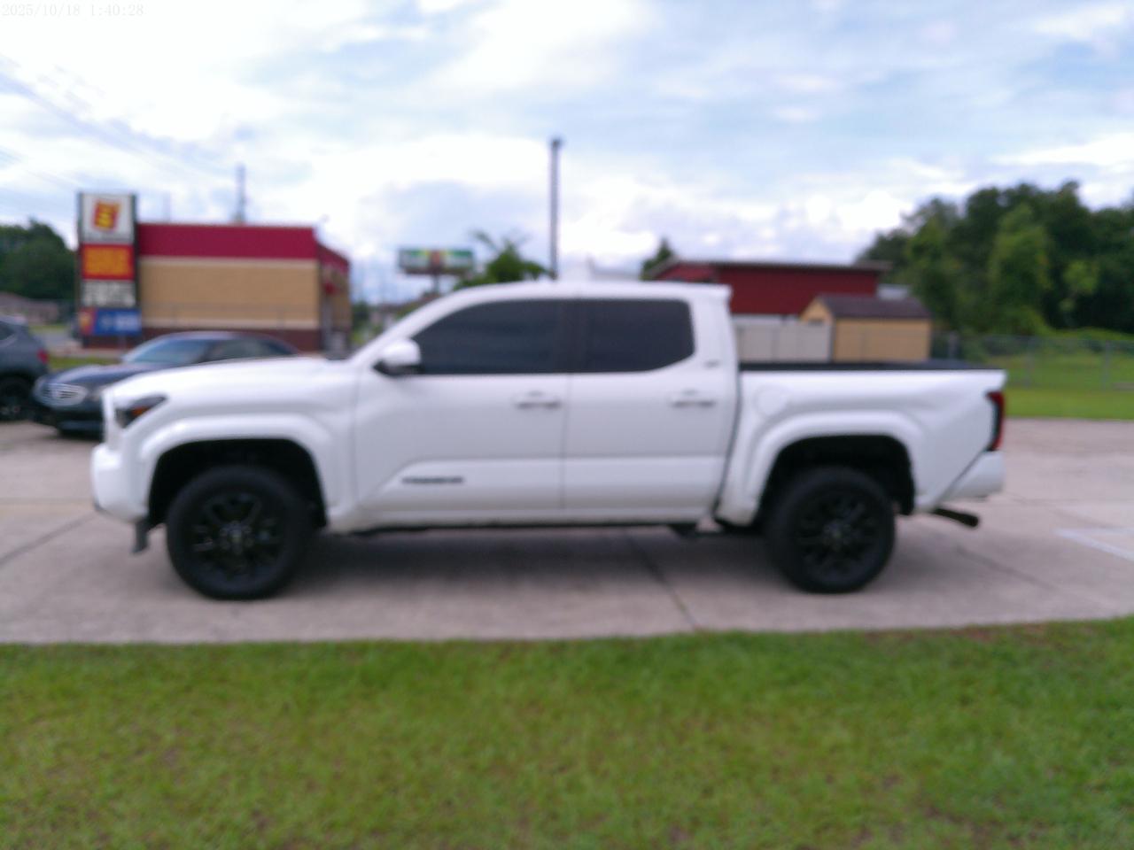 Toyota Tacoma  2025