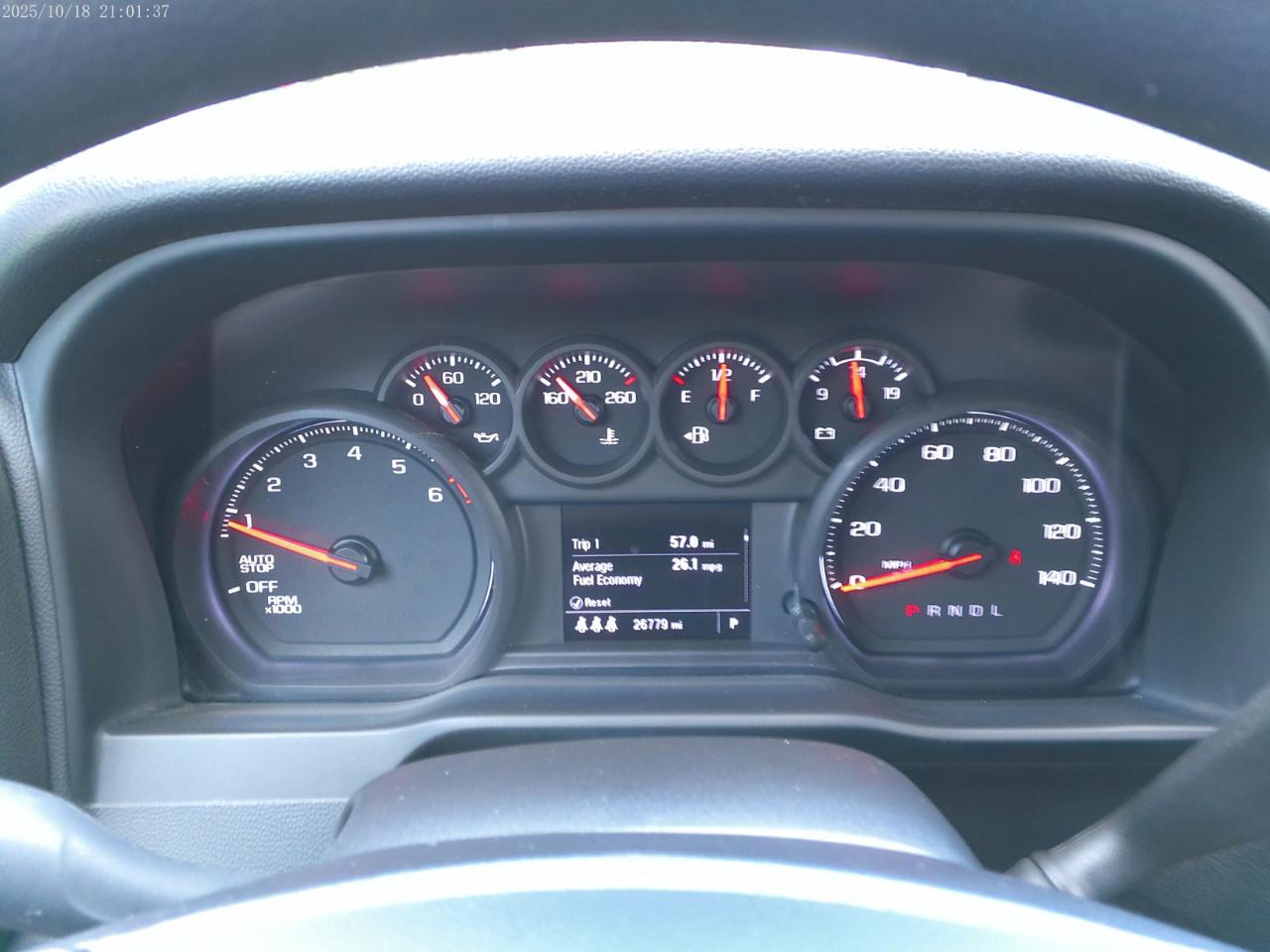 Chevrolet Silverado 1500 Custom Crew Cab 2WD 2024