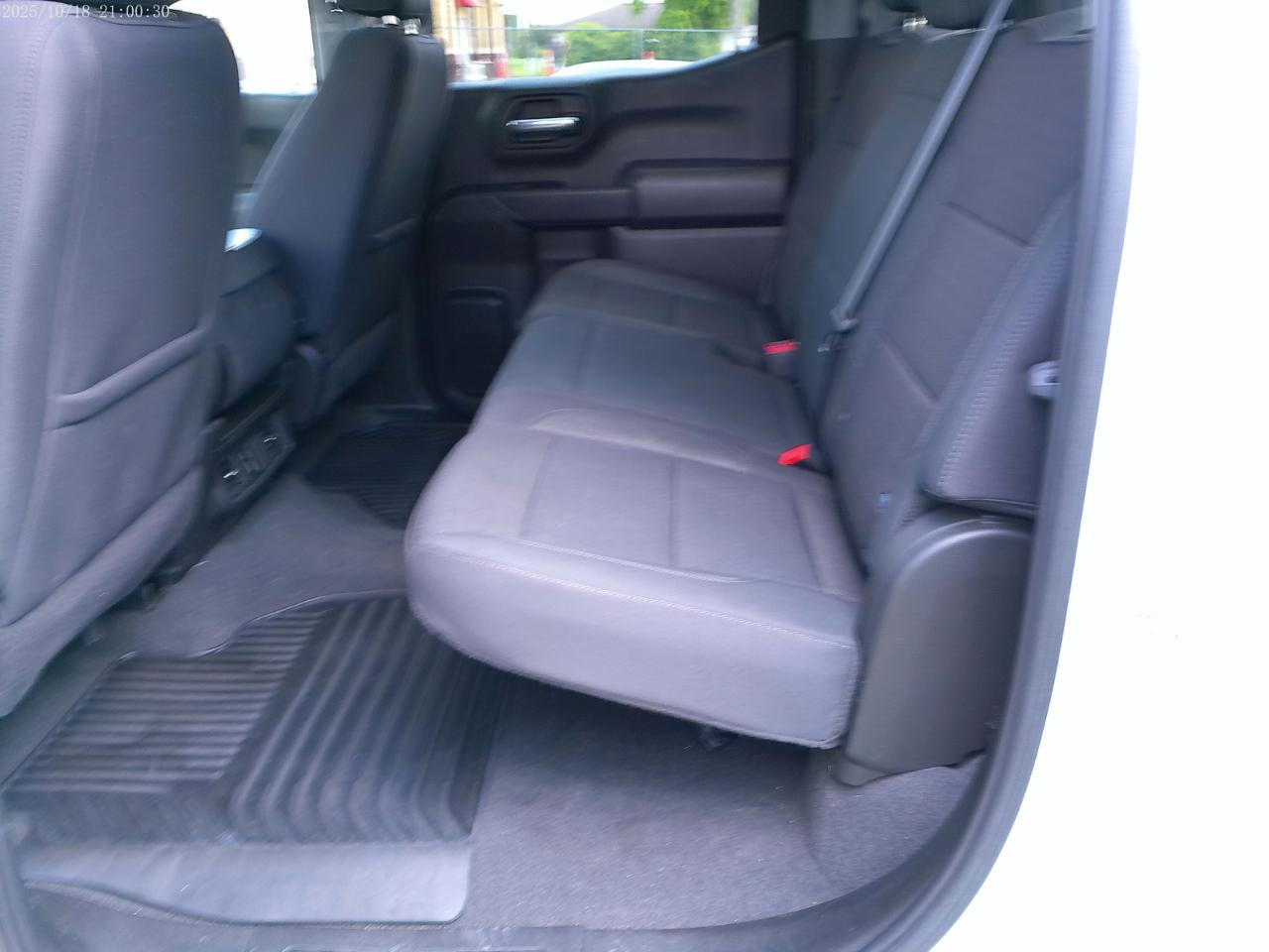 Chevrolet Silverado 1500 Custom Crew Cab 2WD 2024