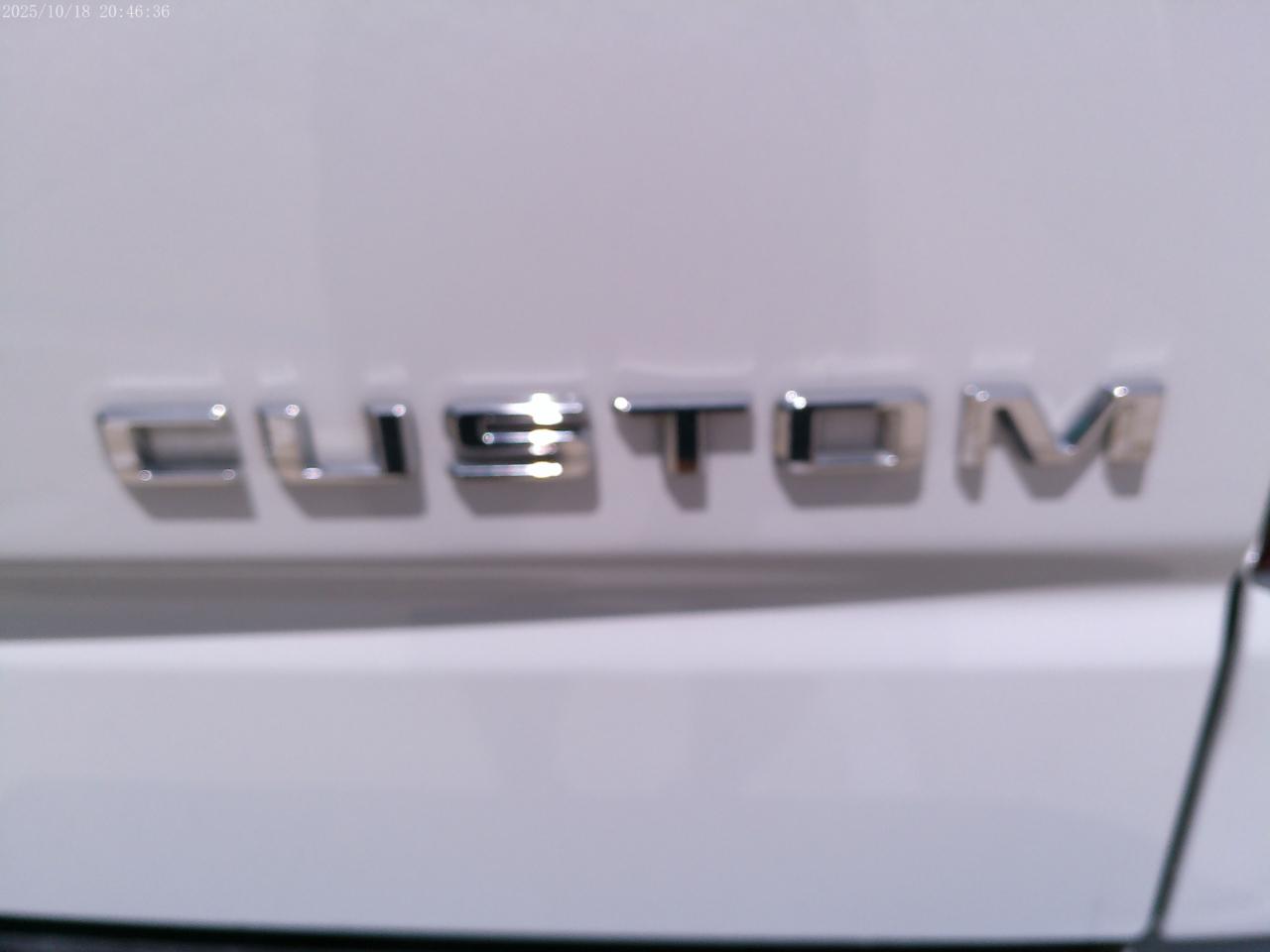 Chevrolet Silverado 1500 Custom Crew Cab 2WD 2024