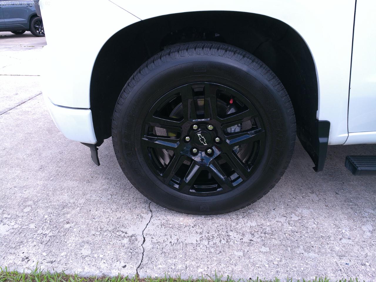 Chevrolet Silverado 1500 Custom Crew Cab 2WD 2024