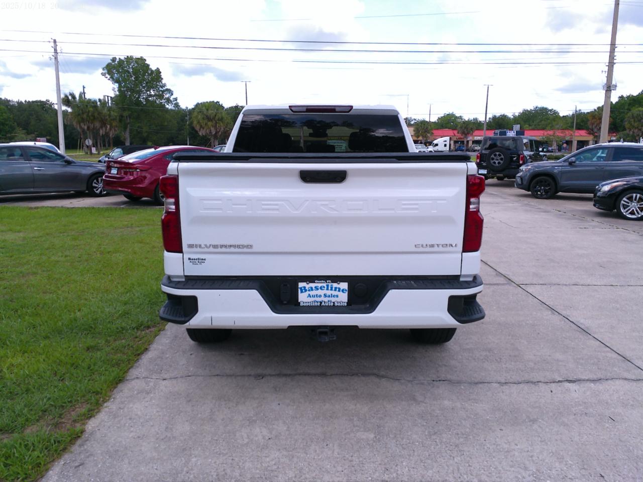 Chevrolet Silverado 1500 Custom Crew Cab 2WD 2024