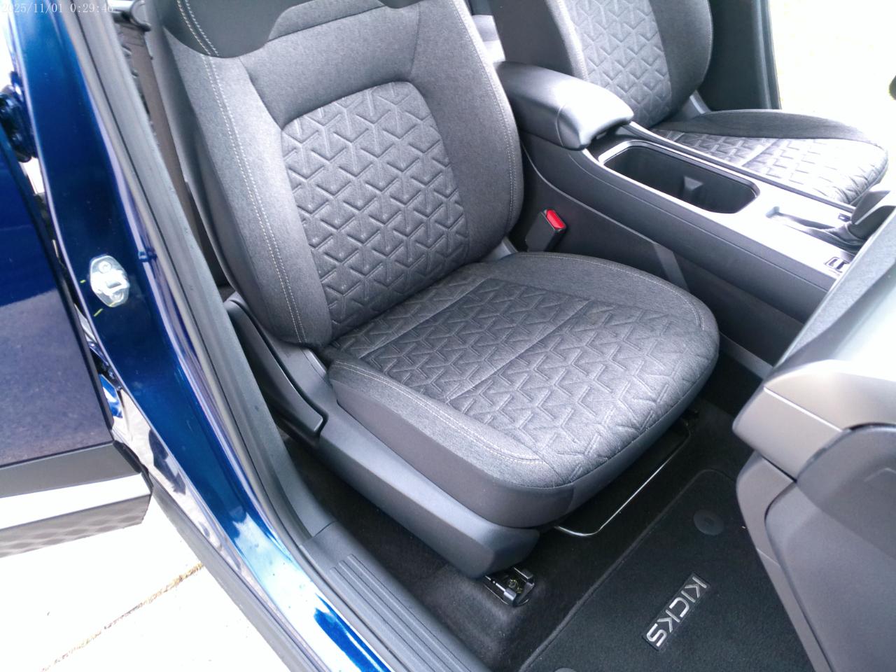 Nissan Kicks SV 2026