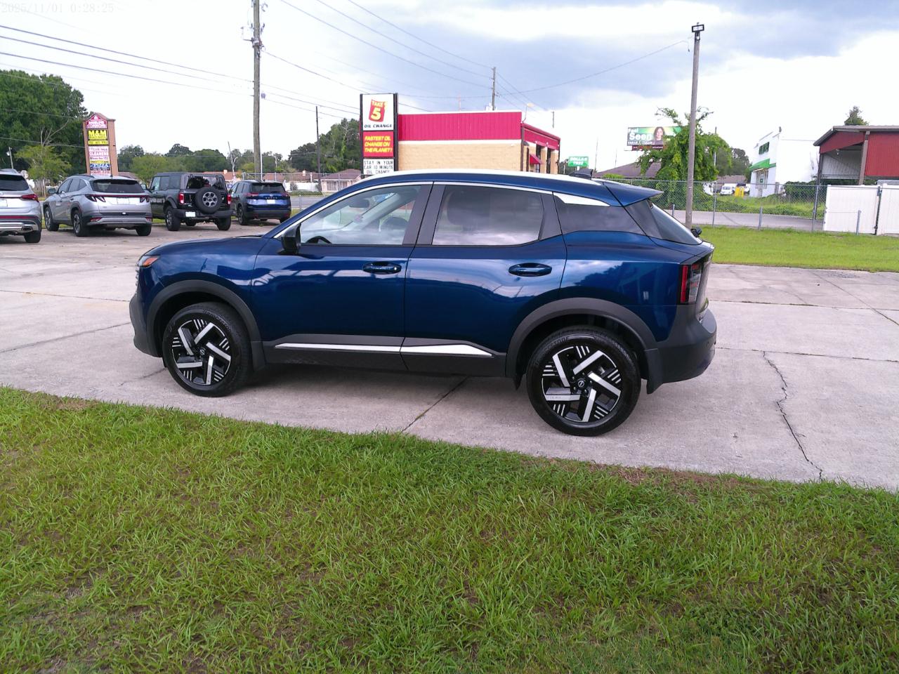Nissan Kicks SV 2026