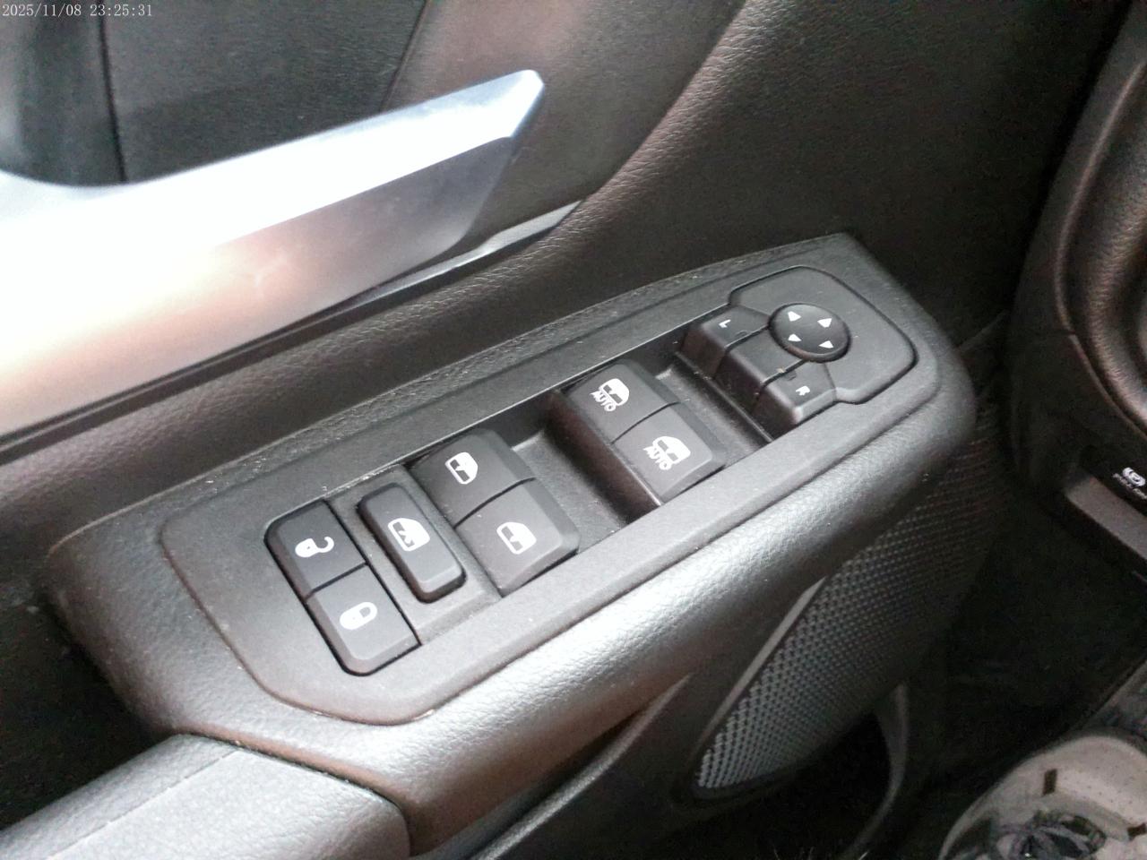 RAM 1500 Sport Crew Cab SWB 2WD 2025