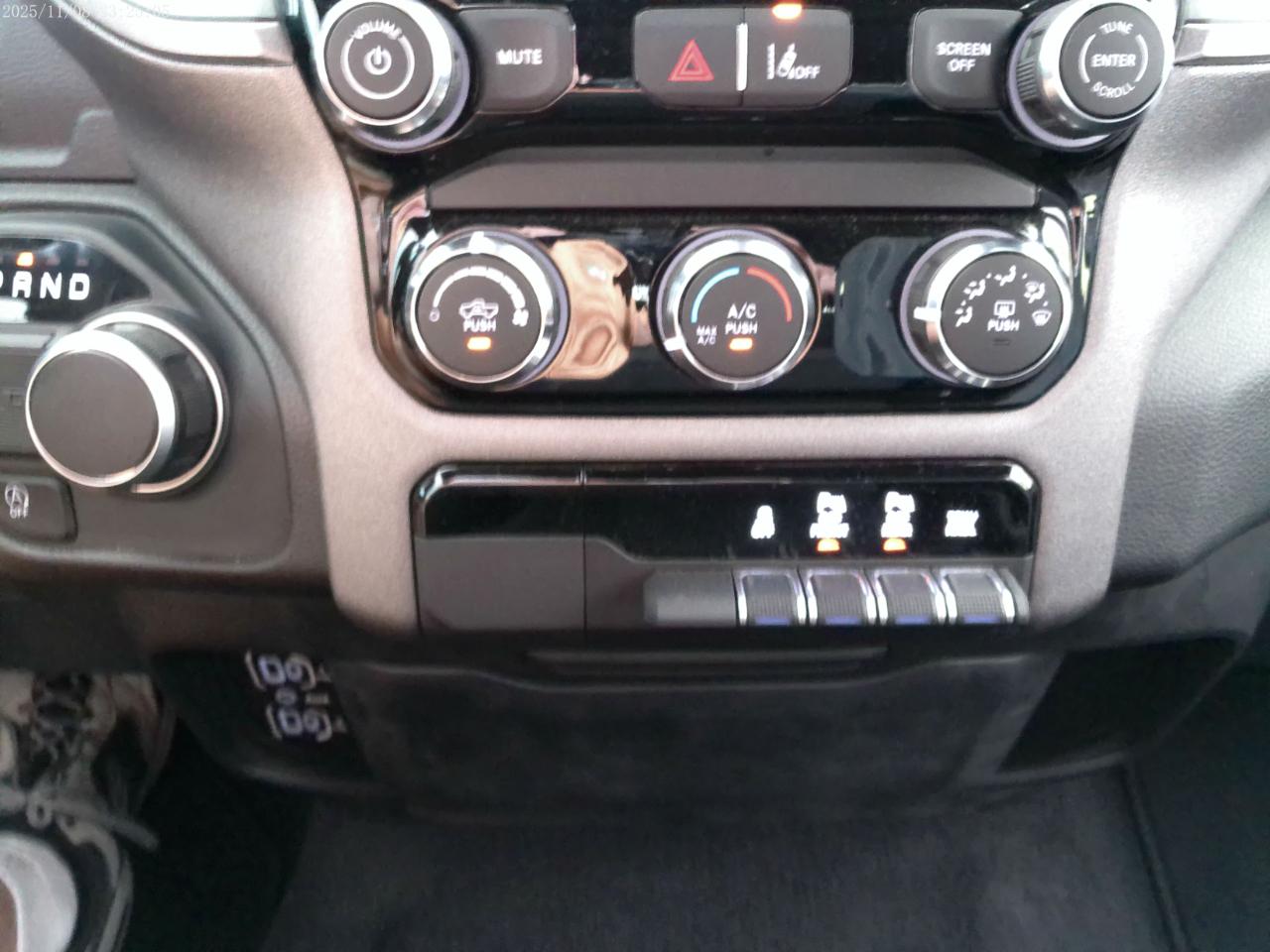 RAM 1500 Sport Crew Cab SWB 2WD 2025