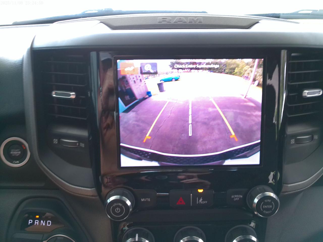 RAM 1500 Sport Crew Cab SWB 2WD 2025