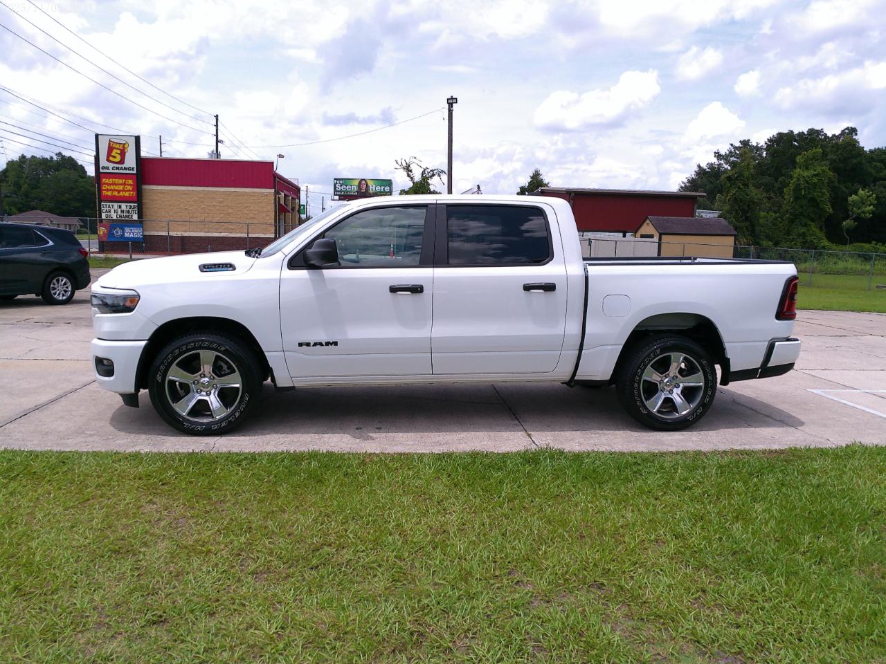 RAM 1500 Sport Crew Cab SWB 2WD 2025