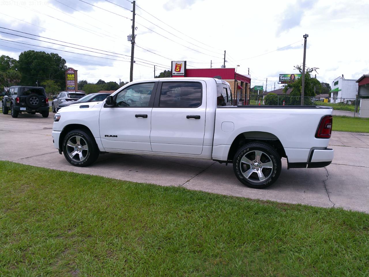 RAM 1500 Sport Crew Cab SWB 2WD 2025
