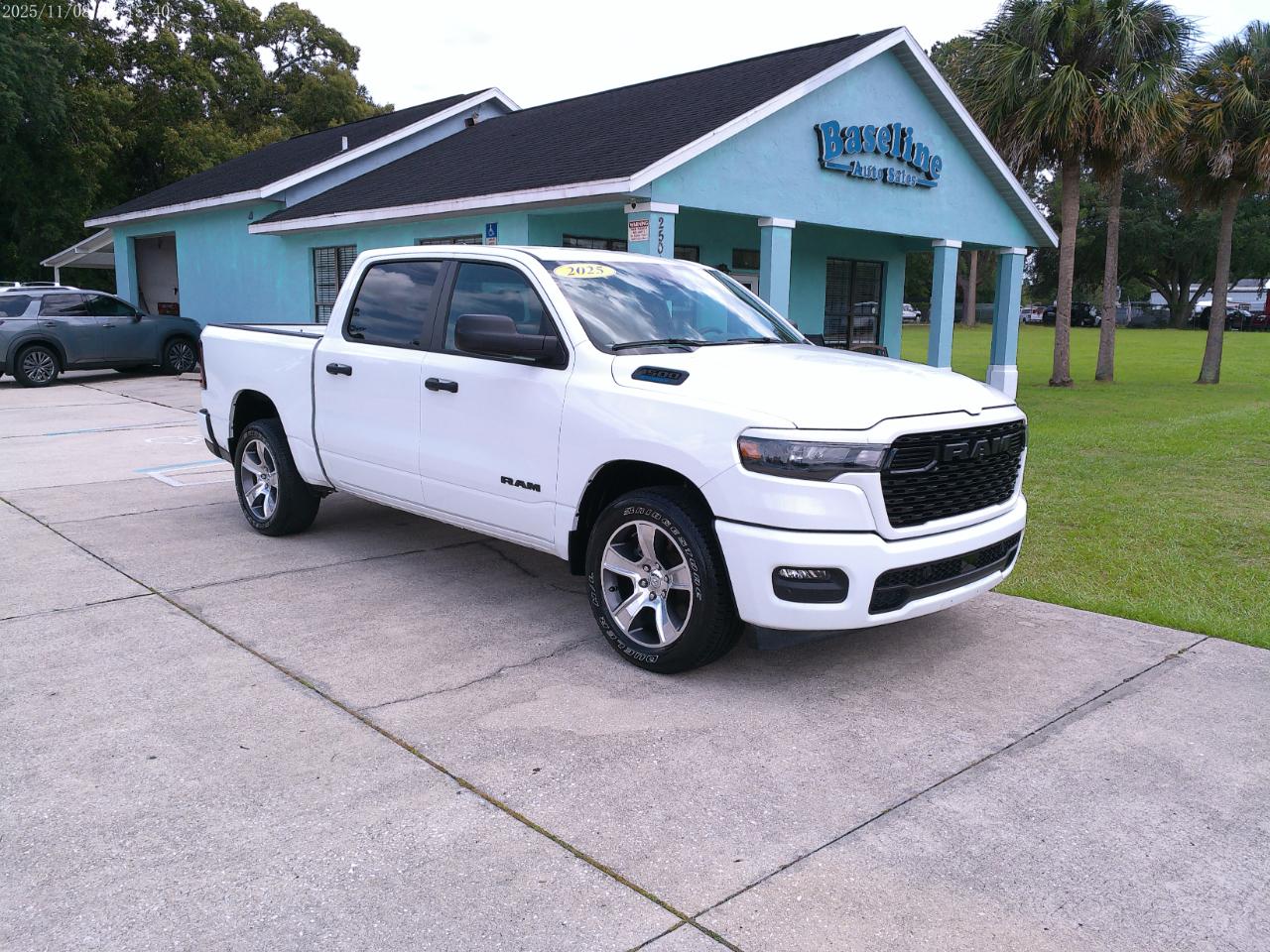 RAM 1500 Sport Crew Cab SWB 2WD 2025
