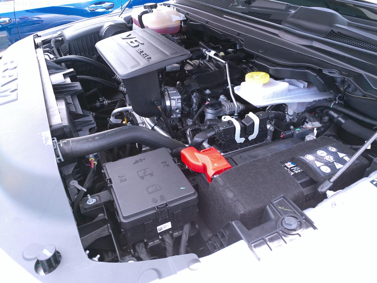 RAM 1500 Big Horn Crew Cab SWB 2WD 2025