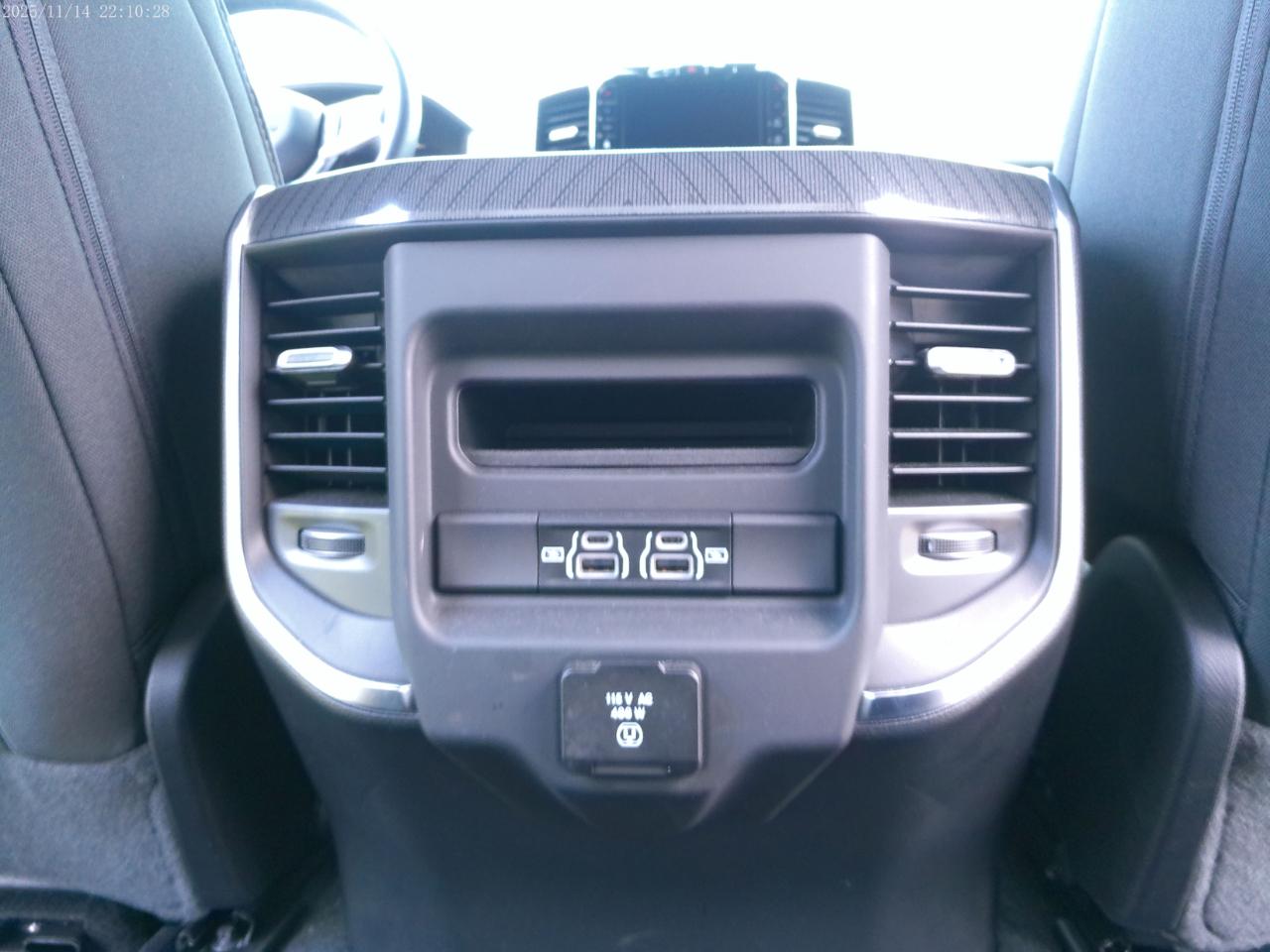 RAM 1500 Big Horn Crew Cab SWB 2WD 2025