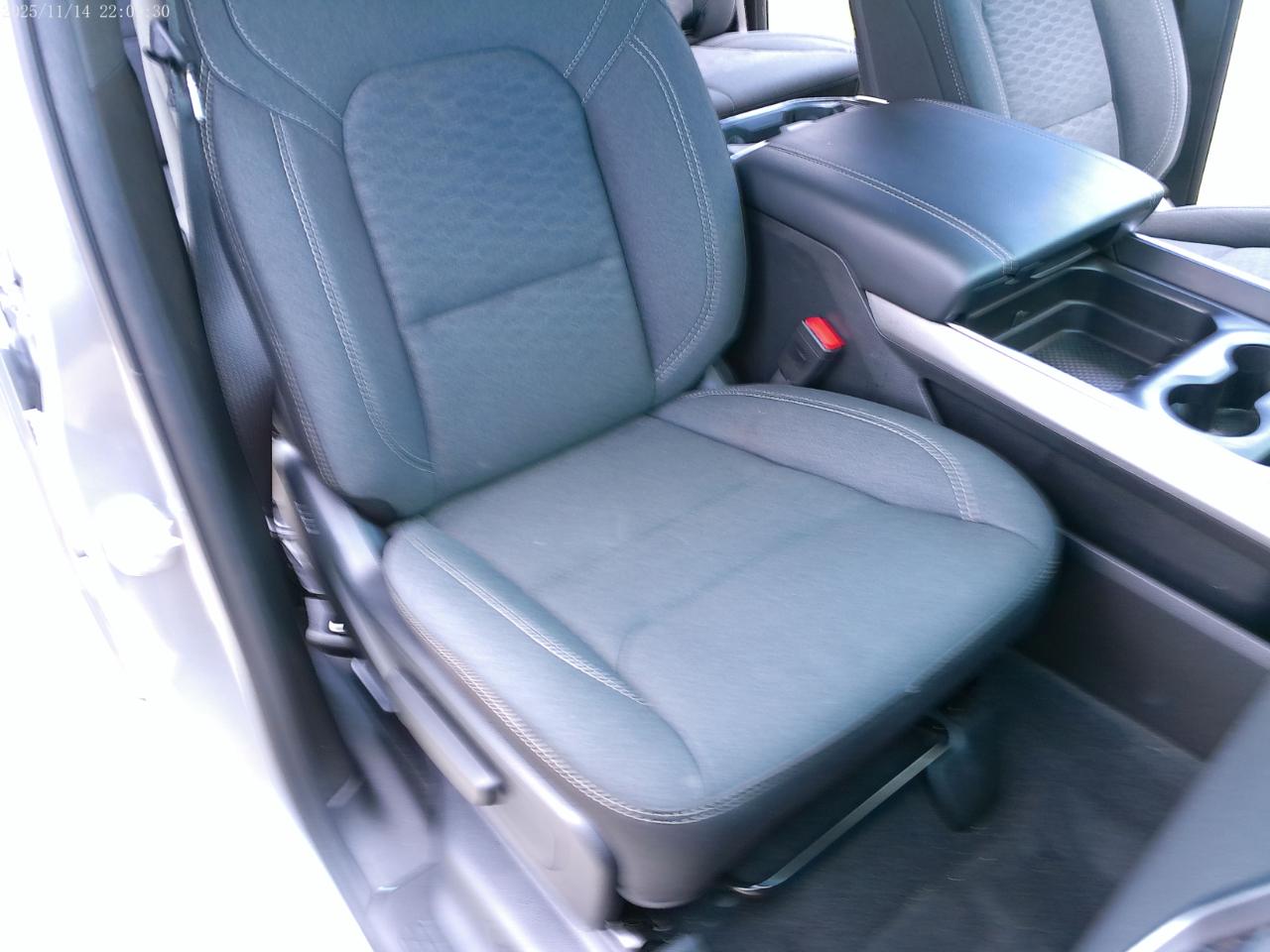 RAM 1500 Big Horn Crew Cab SWB 2WD 2025