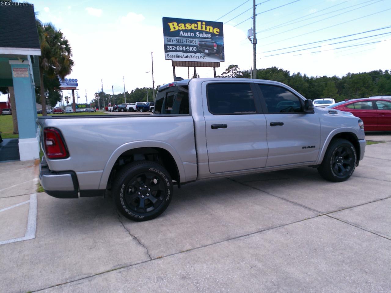RAM 1500 Big Horn Crew Cab SWB 2WD 2025