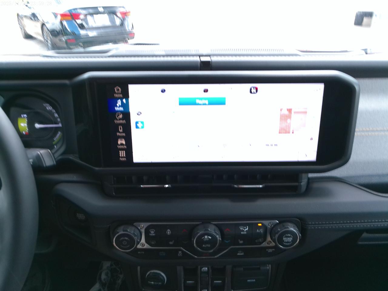 Jeep Wrangler 4xe Sahara 2025
