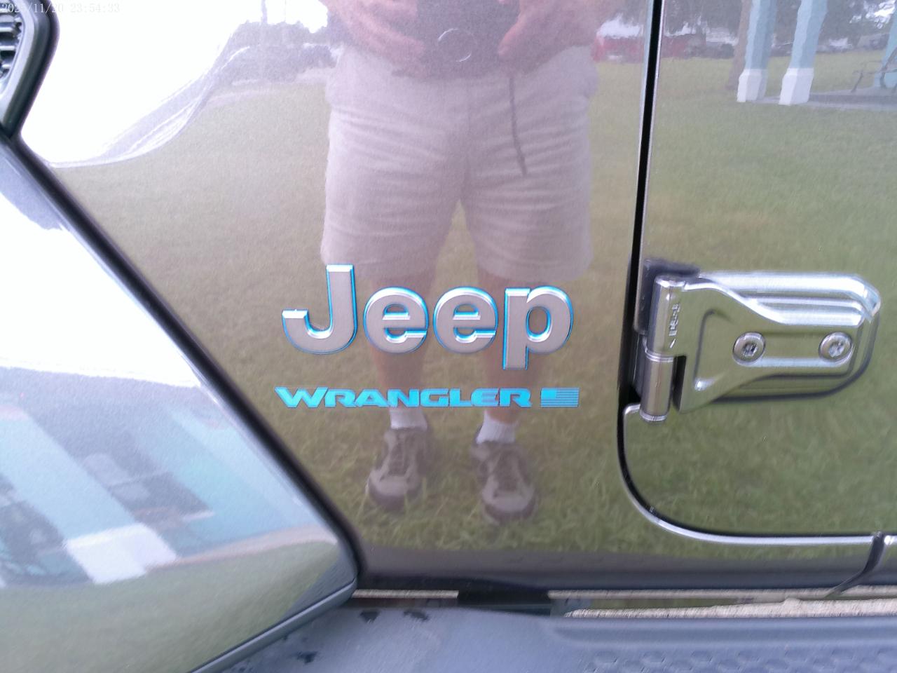 Jeep Wrangler 4xe Sahara 2025