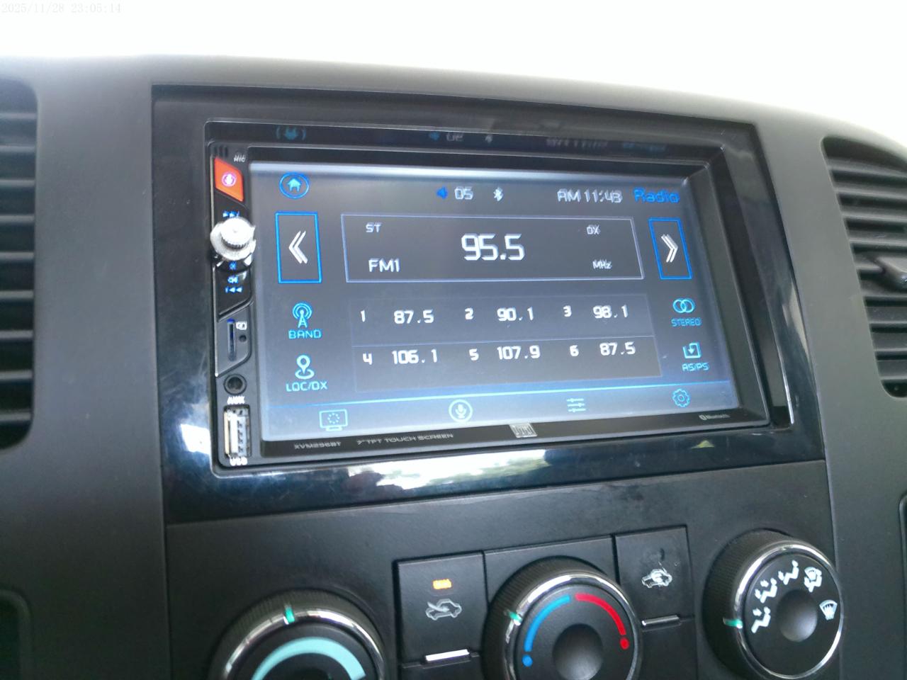 Chevrolet Silverado 2500HD Work Truck Long Box 2WD 2011