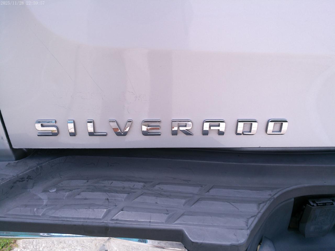 Chevrolet Silverado 2500HD Work Truck Long Box 2WD 2011